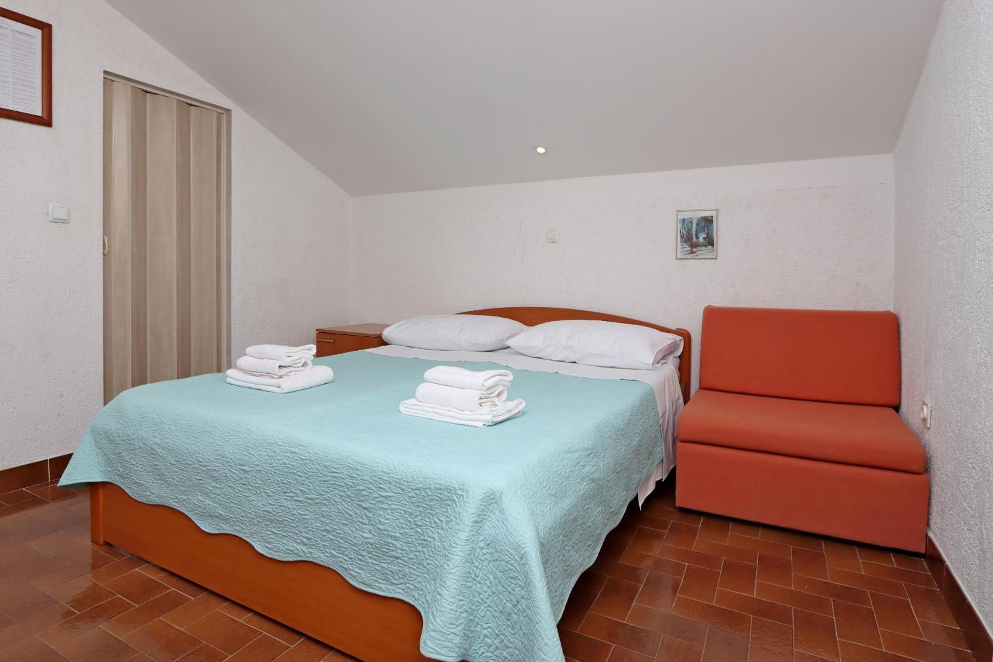Apartments With A Parking Space Kornic, Krk - 415 Exterior foto